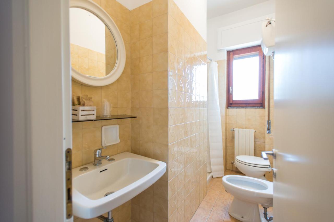 Albergo La Genzianella Miasino Exteriör bild