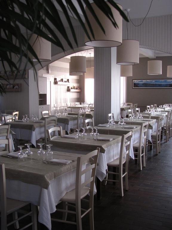 Albergo La Genzianella Miasino Exteriör bild